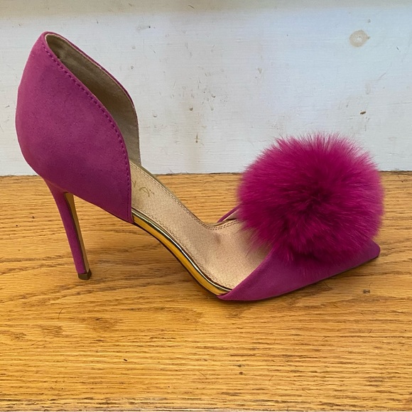 Purple Selina High Heel Stiletto with Rabbit Fur Pom Pom by Liliana Size 6 - Picture 1 of 5